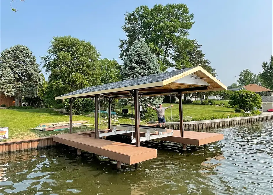 Diversified Dock Services LLC - covered boat dock, boat house - Springfield, IL