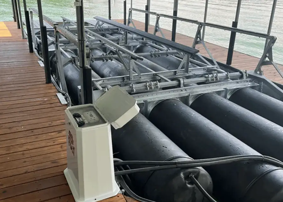 Diversified Dock Services LLC - floating boat lift - Springfield, IL
