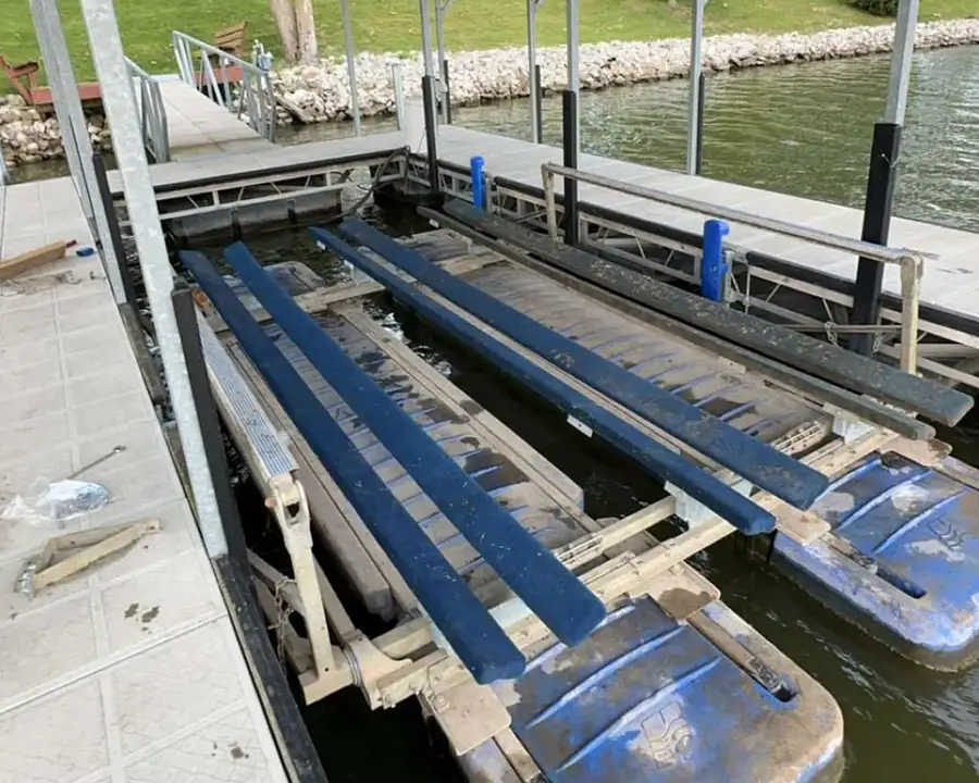 Diversified Dock Services LLC - boat lift conversions - Springfield, IL